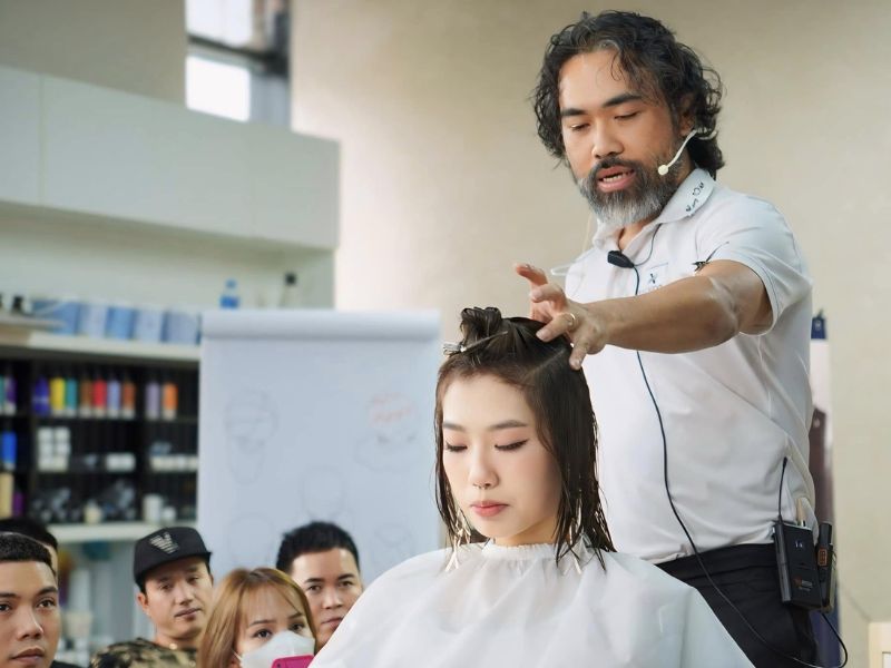 NTMT Phạm Huy Việt